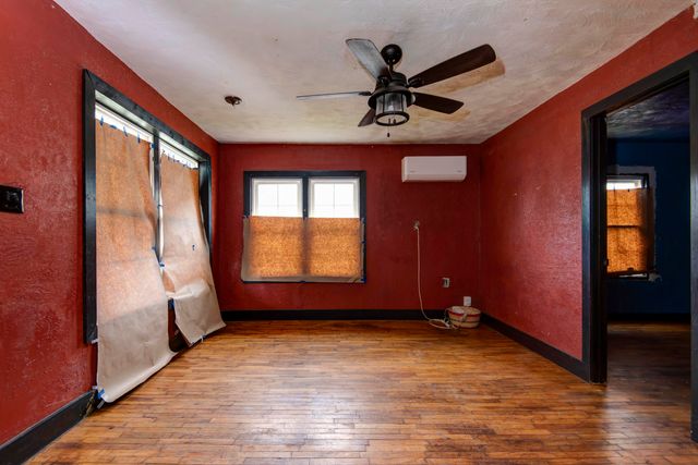 1024 N Brown Avenue, Springfield, MO 65802