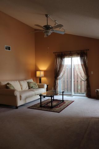 215 9th Avenue N, South Saint Paul, MN 55075