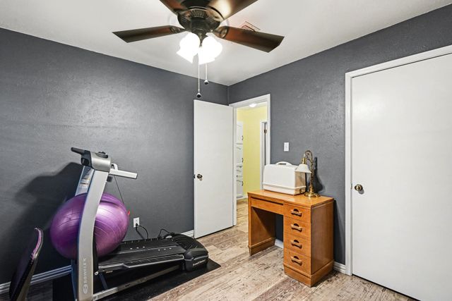 7017 Bennington Drive, Watauga, TX 76148