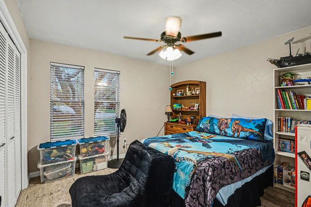 7017 Bennington Drive, Watauga, TX 76148