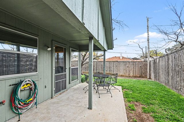 7017 Bennington Drive, Watauga, TX 76148