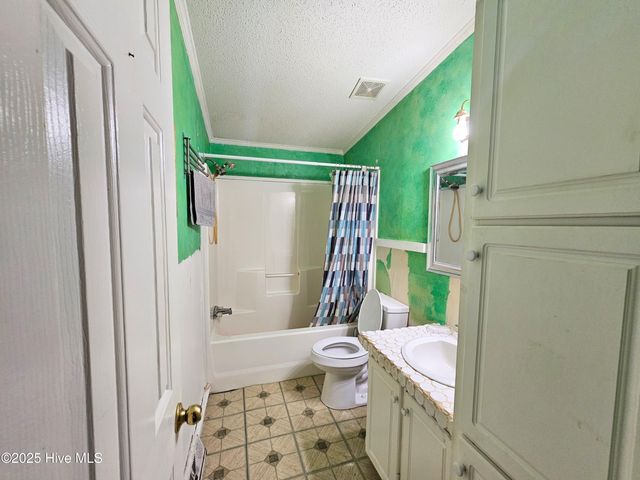 3425 Blueberry Road, Currie, NC 28435