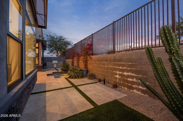 12382 E TROON VISTA Drive, Scottsdale, AZ 85255