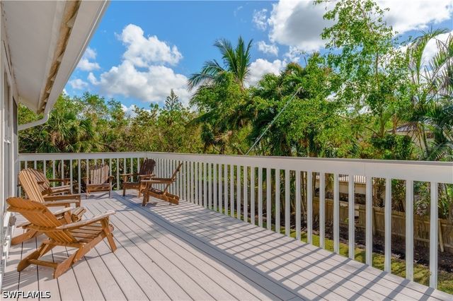 5058 Seahorse AVE, Naples, FL 34103