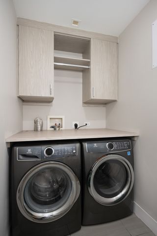 2136 W Lyndale Street 1W, Chicago, IL 60647