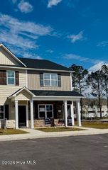 721 Cross Bridge Way, Sneads Ferry, NC 28460