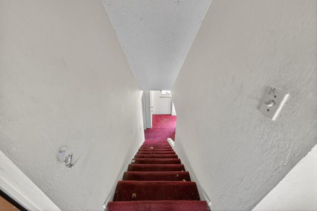 2802 Layton Dr, Davis, CA 95618