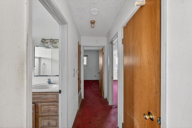 2802 Layton Dr, Davis, CA 95618