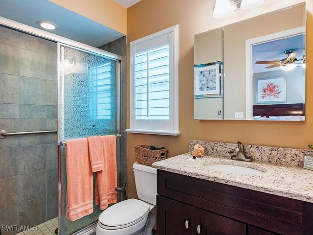 567 99th AVE N, Naples, FL 34108