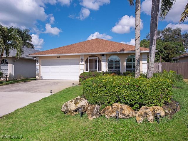 567 99th AVE N, Naples, FL 34108