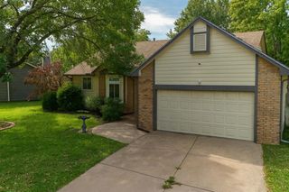1817 N Northwest PKWY, Wichita, KS 67212