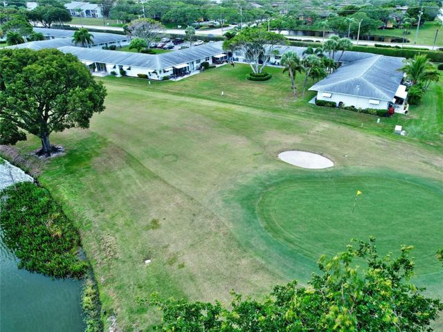 400 SW Golfview Terrace 111, Boynton Beach, FL 33426