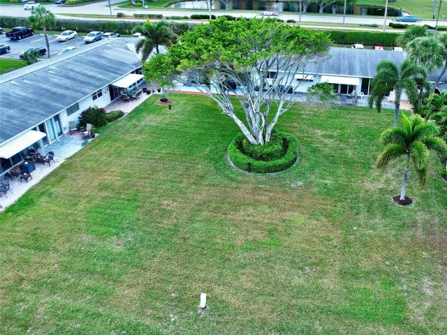 400 SW Golfview Terrace 111, Boynton Beach, FL 33426