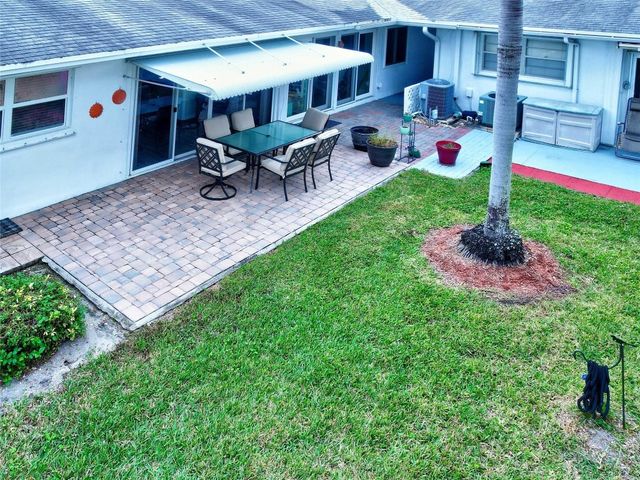 400 SW Golfview Terrace 111, Boynton Beach, FL 33426