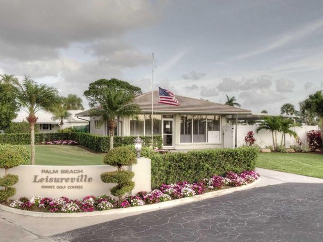 400 SW Golfview Terrace 111, Boynton Beach, FL 33426