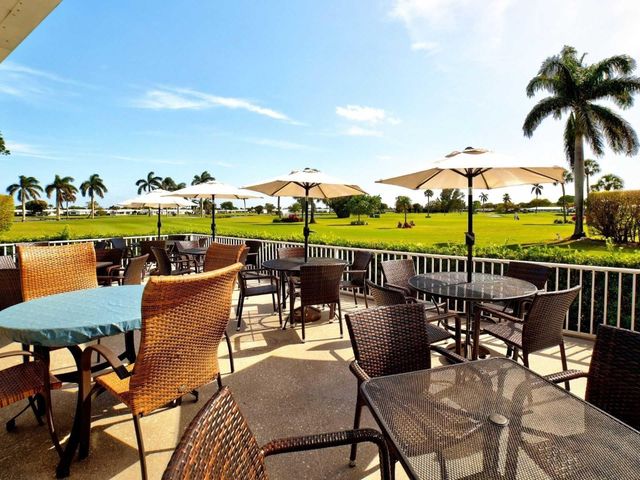 400 SW Golfview Terrace 111, Boynton Beach, FL 33426