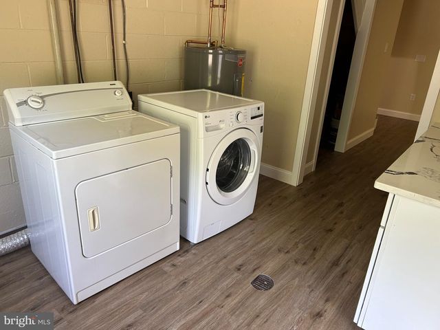 809 SLEDGEHAMMER DR, Fredericksburg, VA 22405