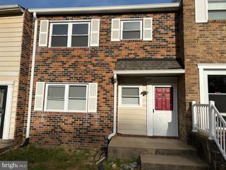 809 SLEDGEHAMMER DR, Fredericksburg, VA 22405