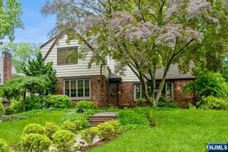 261 Kenilworth Road, Ridgewood, NJ 07450