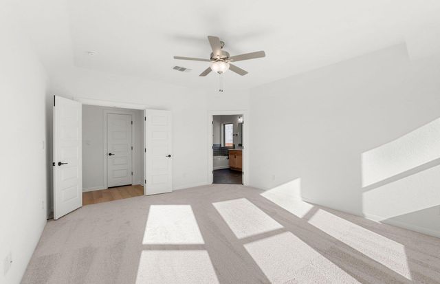 121 Keswick ST, Liberty Hill, TX 78642