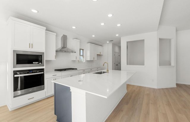 121 Keswick ST, Liberty Hill, TX 78642