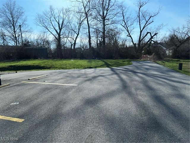 1140 - 1226 Mercer Avenue, Akron, OH 44307