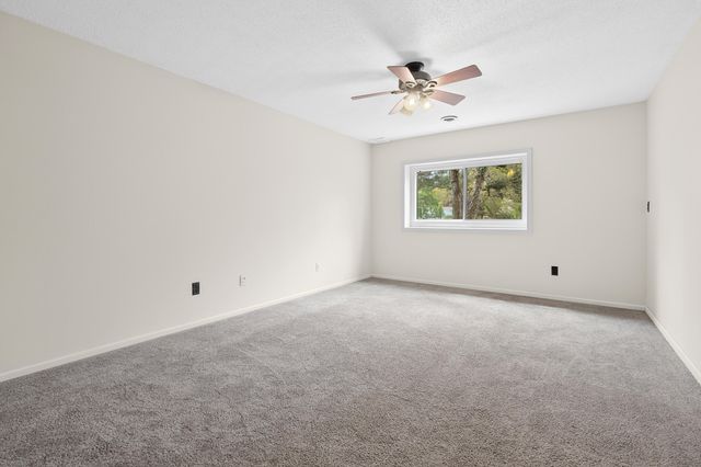5814 Scenic Way Drive, Oshtemo Twp, MI 49009
