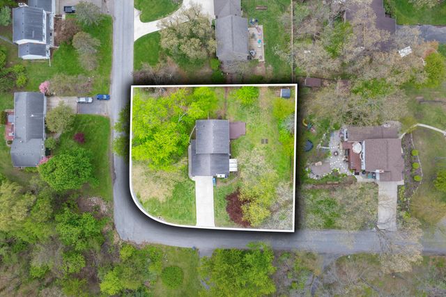 5814 Scenic Way Drive, Oshtemo Twp, MI 49009