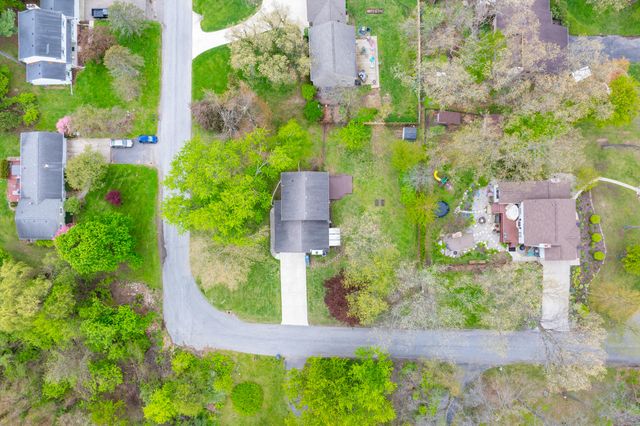 5814 Scenic Way Drive, Oshtemo Twp, MI 49009