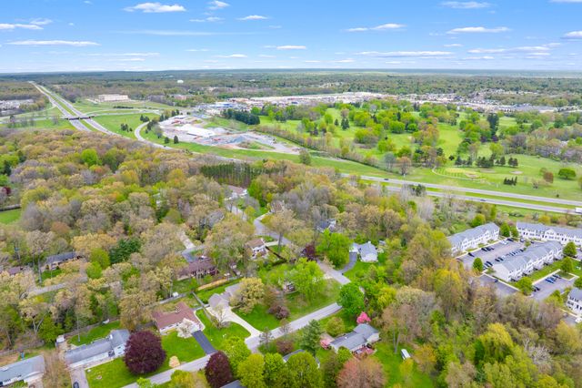 5814 Scenic Way Drive, Oshtemo Twp, MI 49009