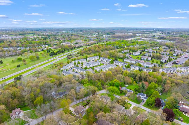 5814 Scenic Way Drive, Oshtemo Twp, MI 49009