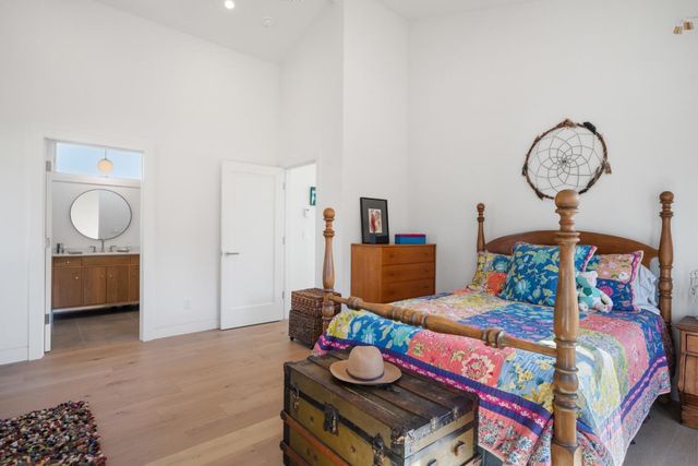 239 Beach Street, Moss Beach, CA 94038