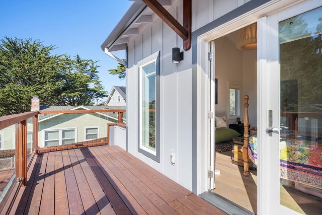239 Beach Street, Moss Beach, CA 94038