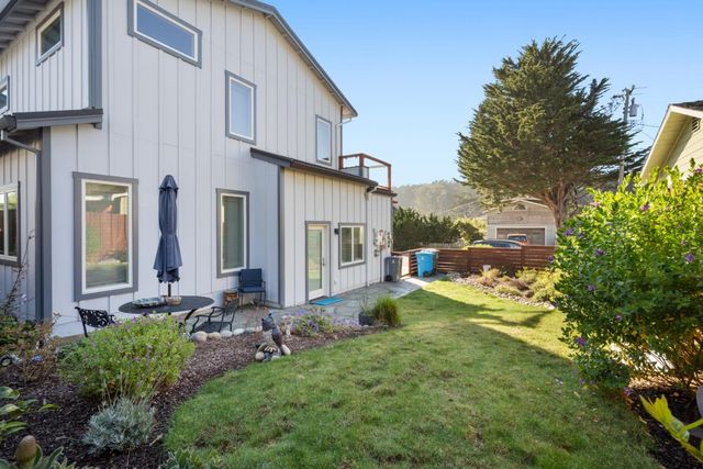 239 Beach Street, Moss Beach, CA 94038