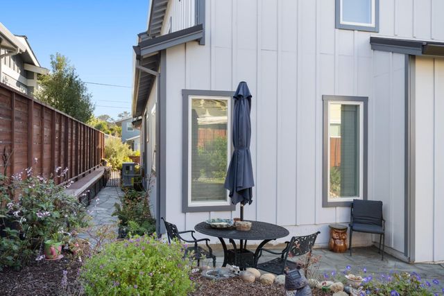 239 Beach Street, Moss Beach, CA 94038