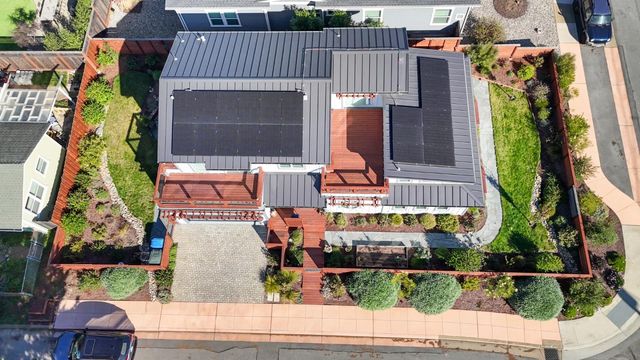 239 Beach Street, Moss Beach, CA 94038