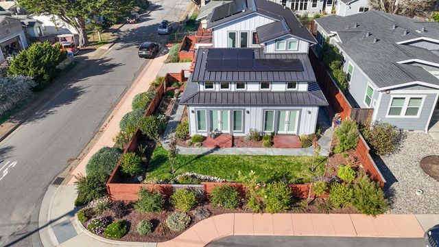 239 Beach Street, Moss Beach, CA 94038