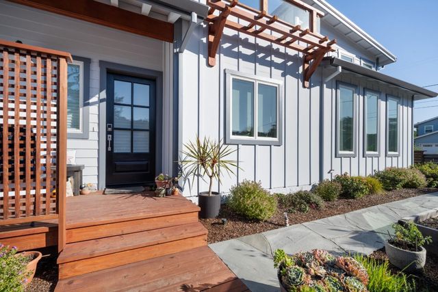 239 Beach Street, Moss Beach, CA 94038