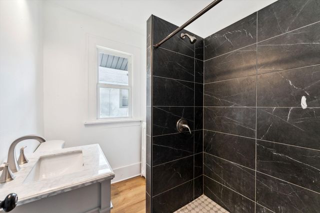 987 Dayton Avenue, Saint Paul, MN 55104