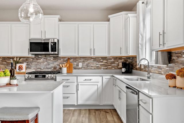 13785 143rd Avenue N, Dayton, MN 55327