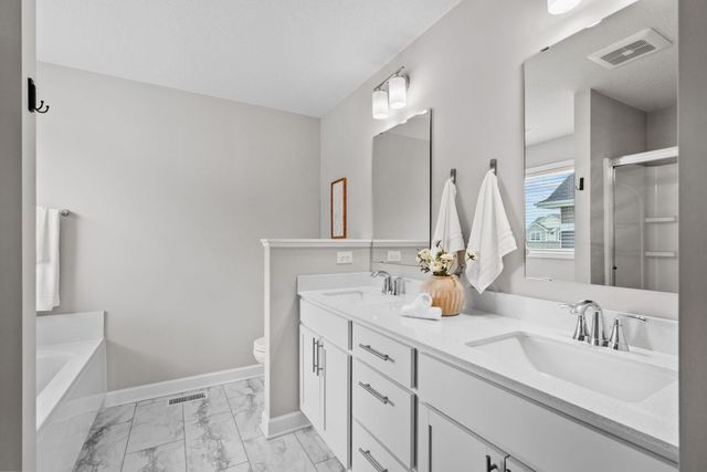 13785 143rd Avenue N, Dayton, MN 55327