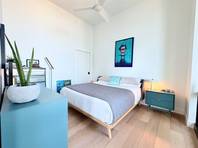 70 Rainey ST 2203, Austin, TX 78701