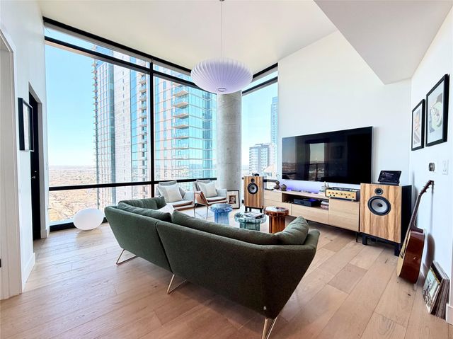 70 Rainey ST 2203, Austin, TX 78701