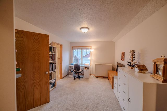 412 19th Avenue W G, West Fargo, ND 58078