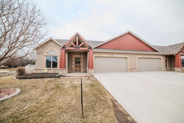 412 19th Avenue W G, West Fargo, ND 58078