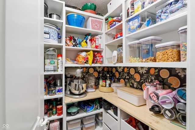 12116 Westmorland Drive, Fishers, IN 46037