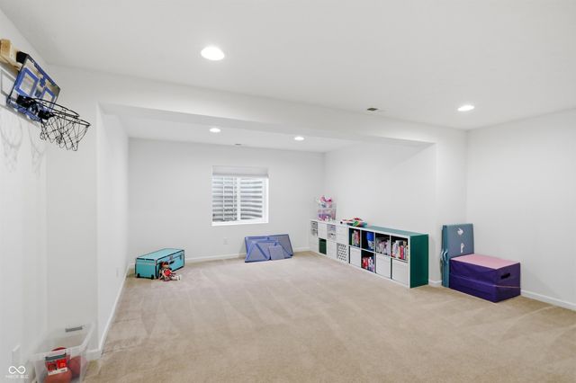 12116 Westmorland Drive, Fishers, IN 46037