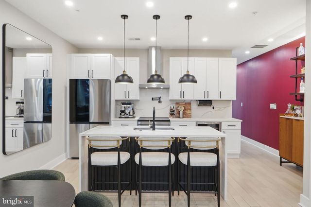 533 SHEPHERD ST NW, Washington, DC 20011