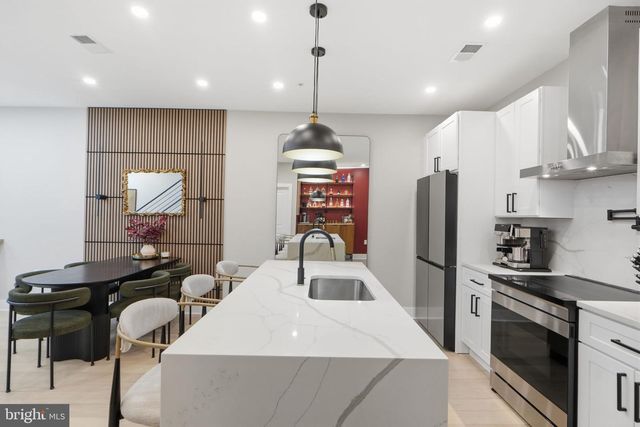 533 SHEPHERD ST NW, Washington, DC 20011