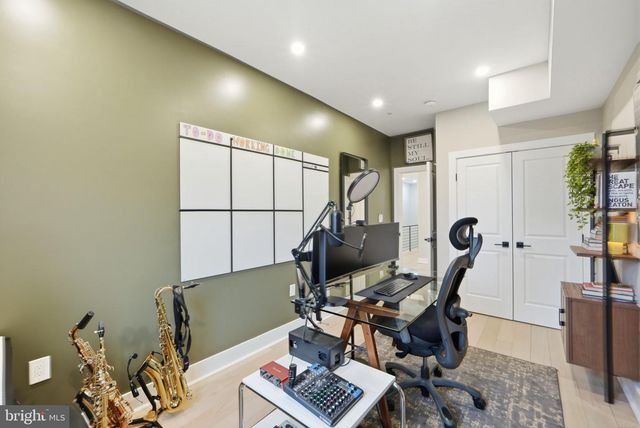 533 SHEPHERD ST NW, Washington, DC 20011